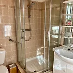 Au Bonheur Dezange Konukevi 4*
